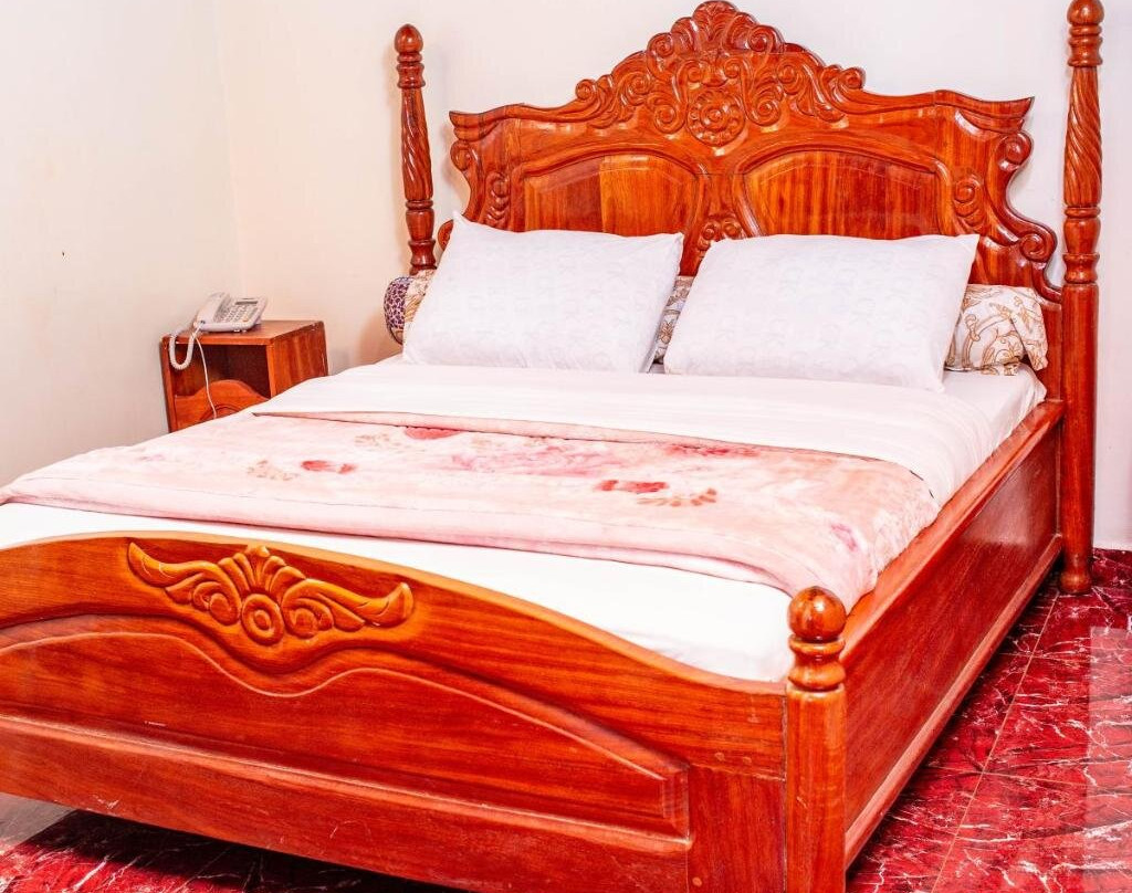 Cergy Pontoise Hotel Bafoussam