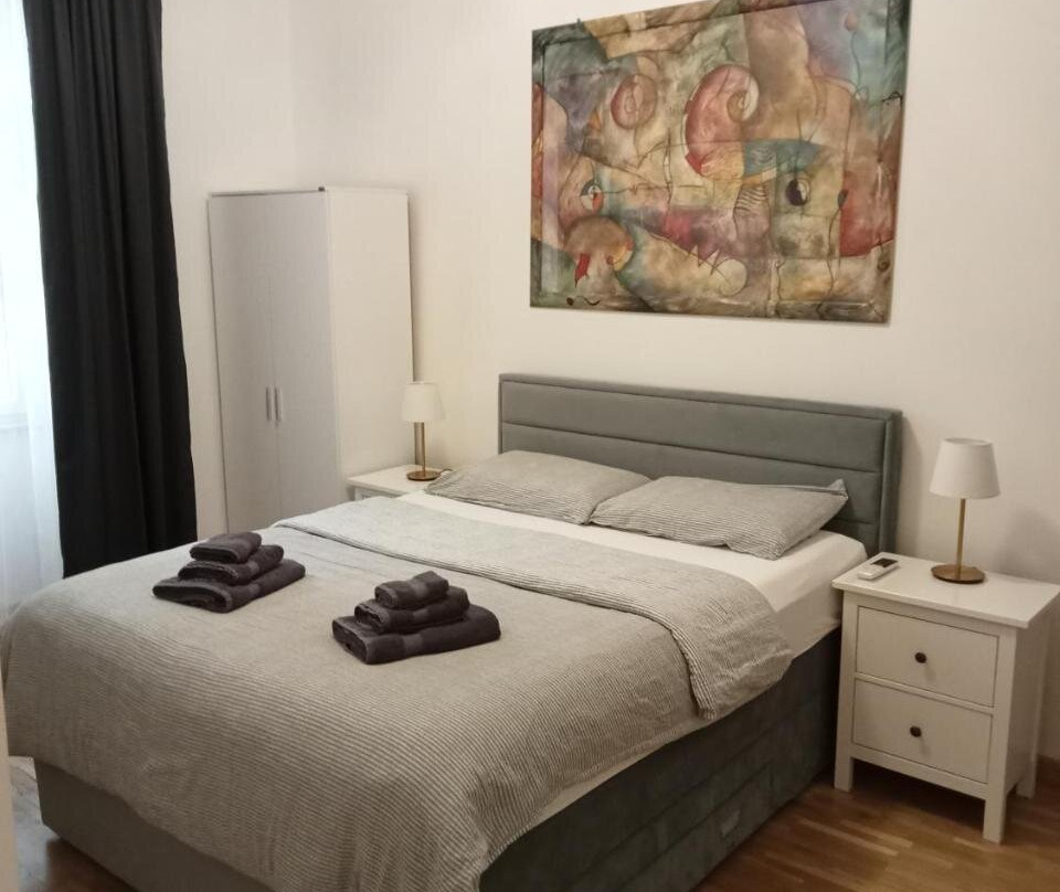 Fenix Rooms