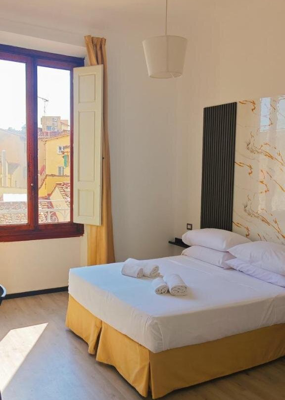 Leone XIV Firenze