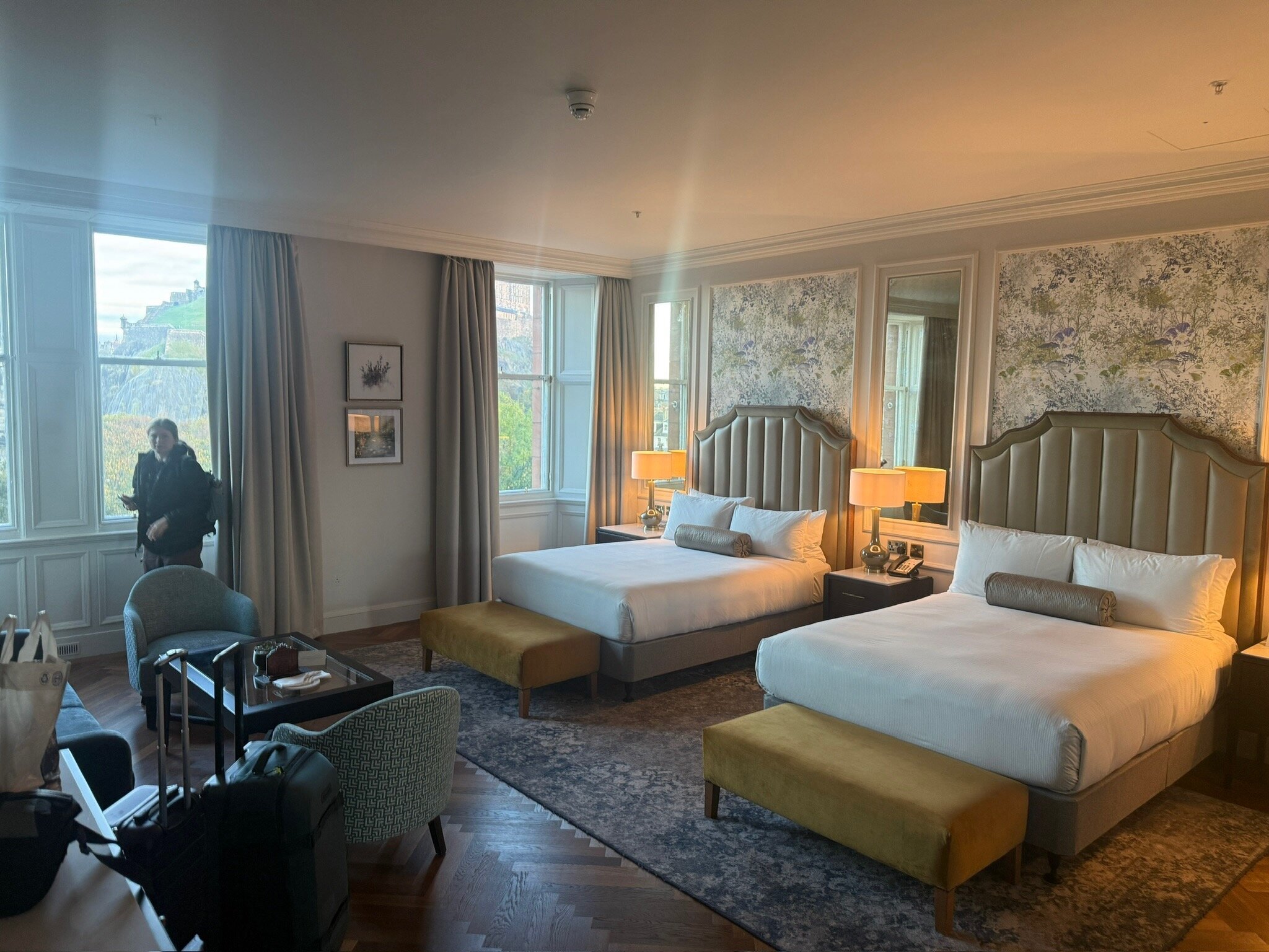 爱丁堡喀里多尼亚希尔顿酒店-客卧