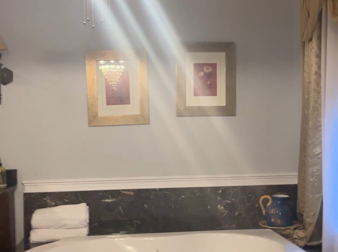 Edgewood Manor Inn主图