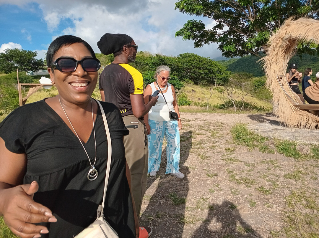 Kalonji Tours & Taxi-Le Lamentin必去景点