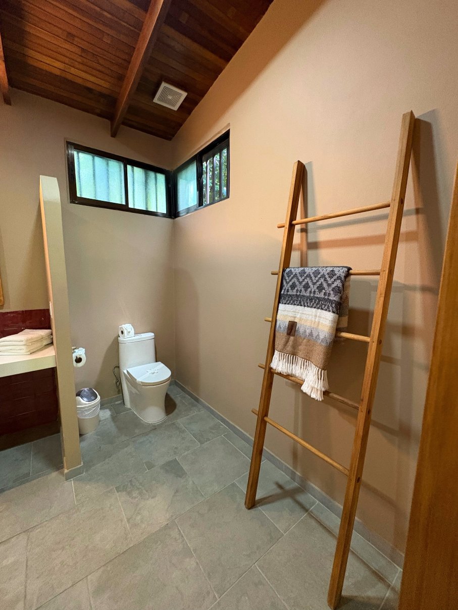 The Falls Resort Hotel-浴室