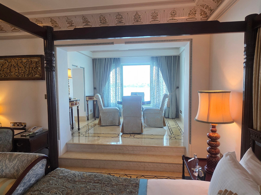 泰河宫酒店主图