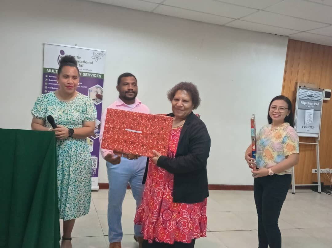 Highlander Hotel & Apartments主图