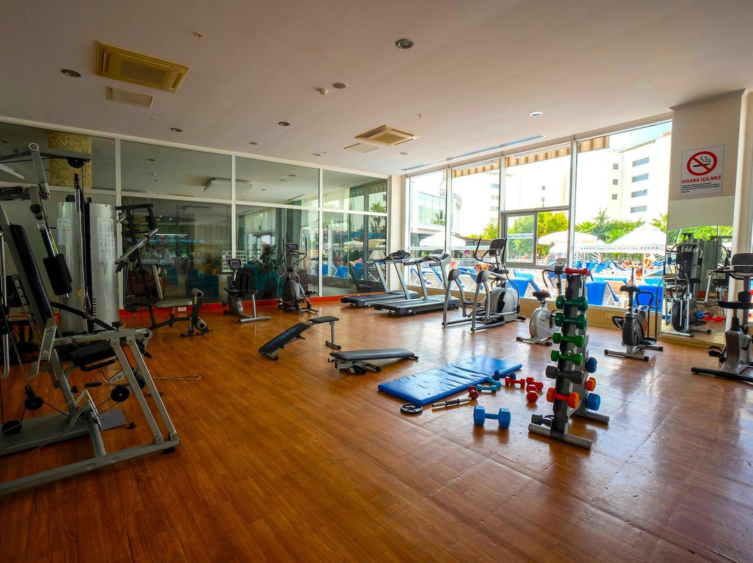 Cenger Beach Resort & Spa