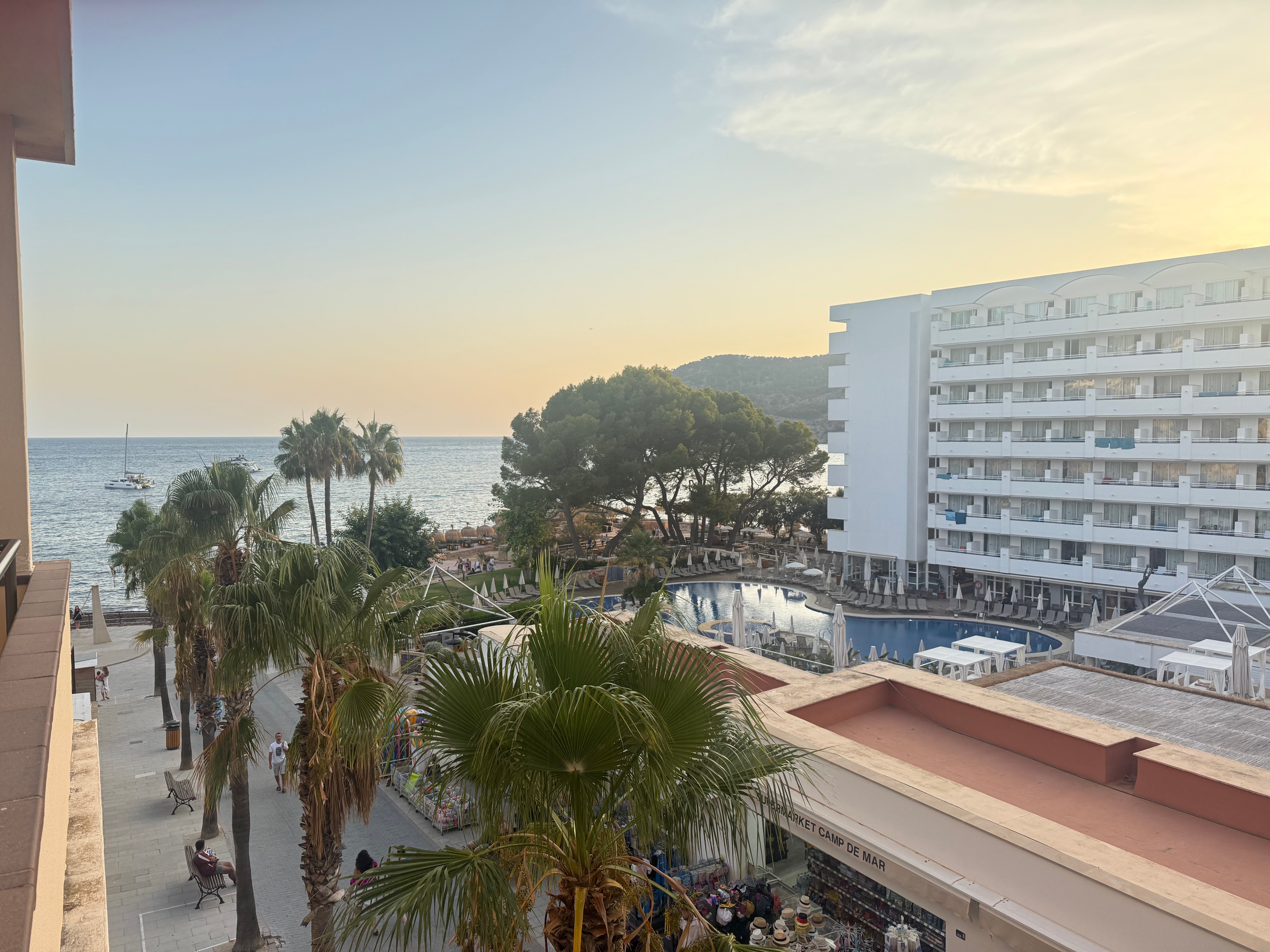 Grupotel Playa Camp de Mar-官方