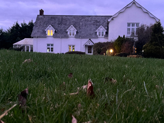 Gwern-Eiddig Farmhouse B & B主图