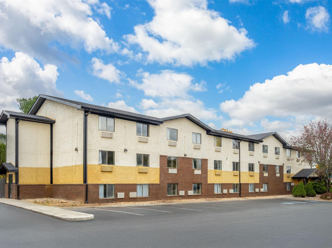 Super 8 by Wyndham Hagerstown I-70