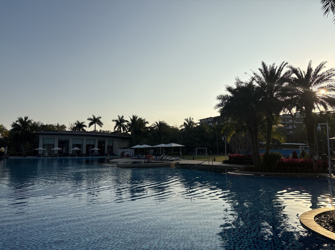 海南兴隆希尔顿逸林滨湖度假酒店主图