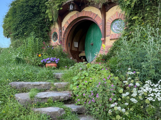 River Birches Lodge主图