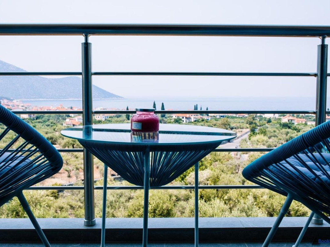 Konatsi Luxury Apartments