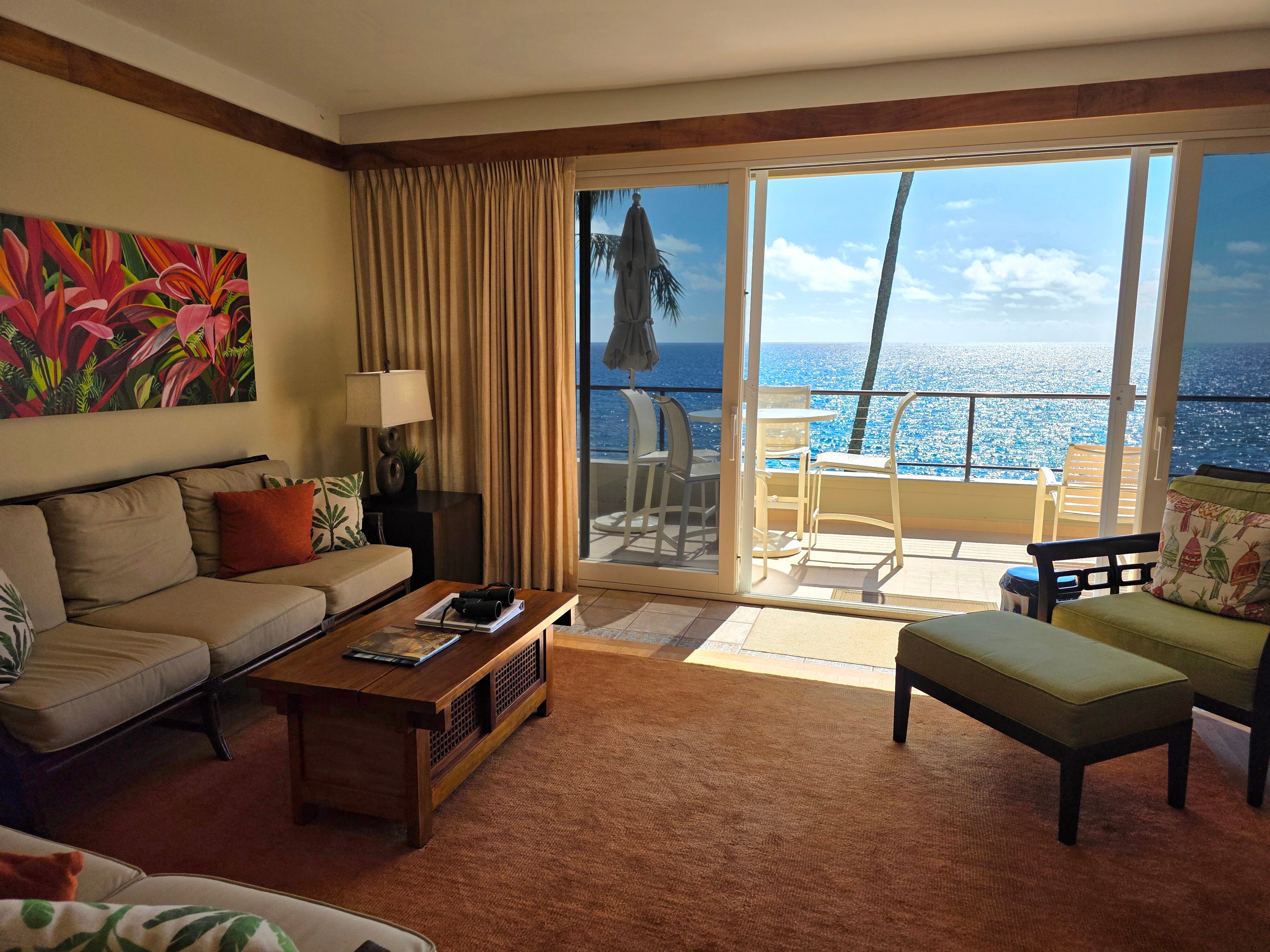 Whalers Cove Oceanfront Resort-官方