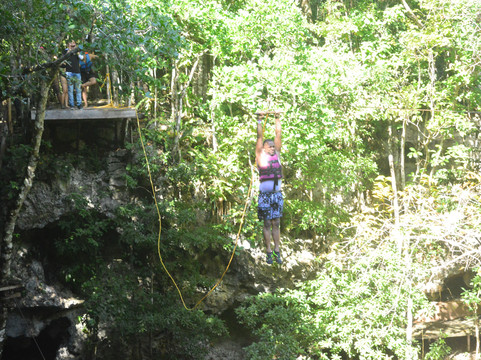 Cenotes Kin-Ha-从莫雷洛斯港必去景点