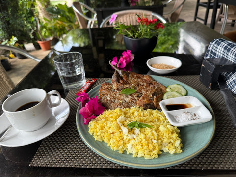 佩尼拉海滨度假胜地酒店主图