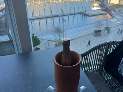 缓慢特拉沃明德酒店主图