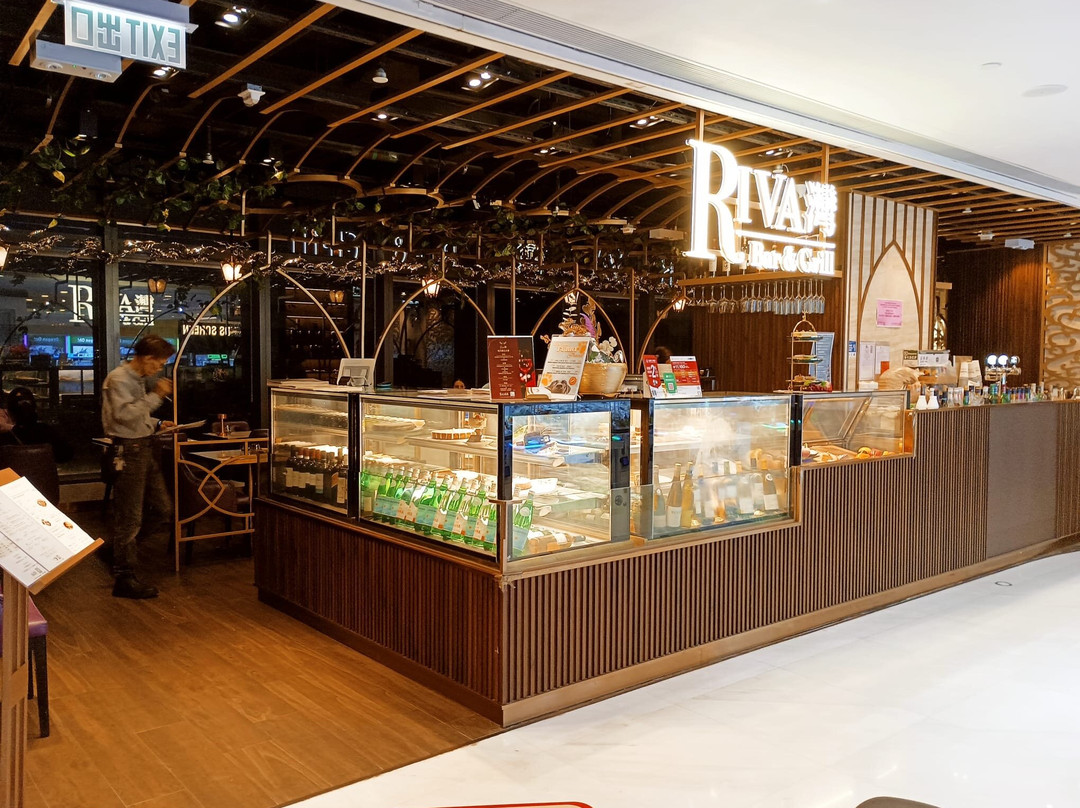 Riva灣bar&grill