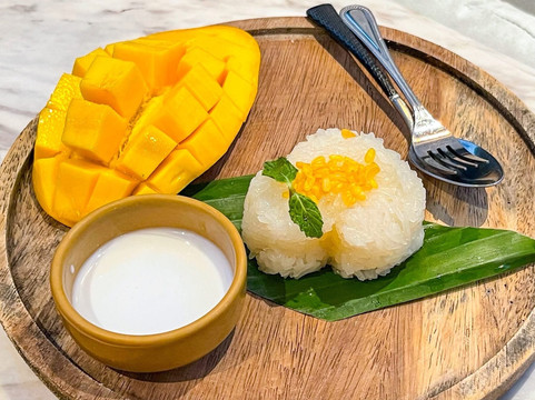 Botanic Backyard Bar & Restaurant