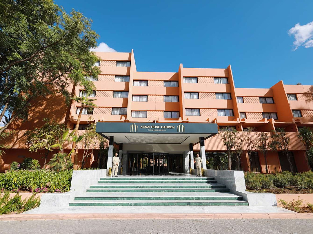 肯兹玫瑰园酒店主图