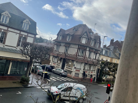 香蒂利酒店主图