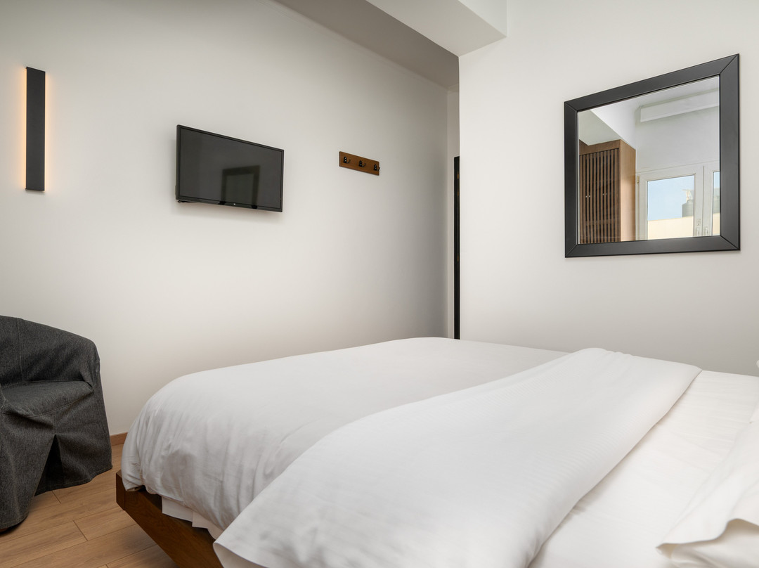 莱斯维恩酒店主图