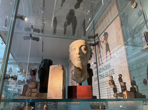 Bolton Library and Museum Services-博尔顿必去景点