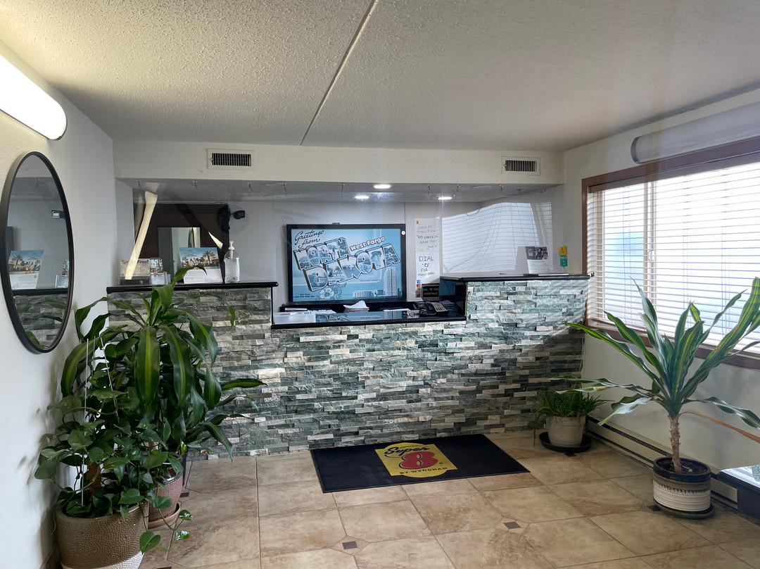 西法戈主干道速8酒店主图