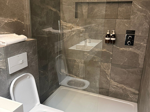 藏身处公寓酒店主图