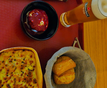 里昂北埃居里康铂酒店主图