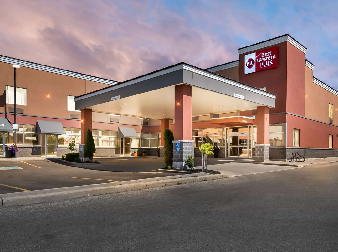 Drayton酒店住宿-Best Western Plus Fergus Hotel