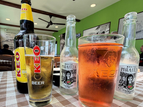 Souvlaki Drosia, Nikos Larnaka主图