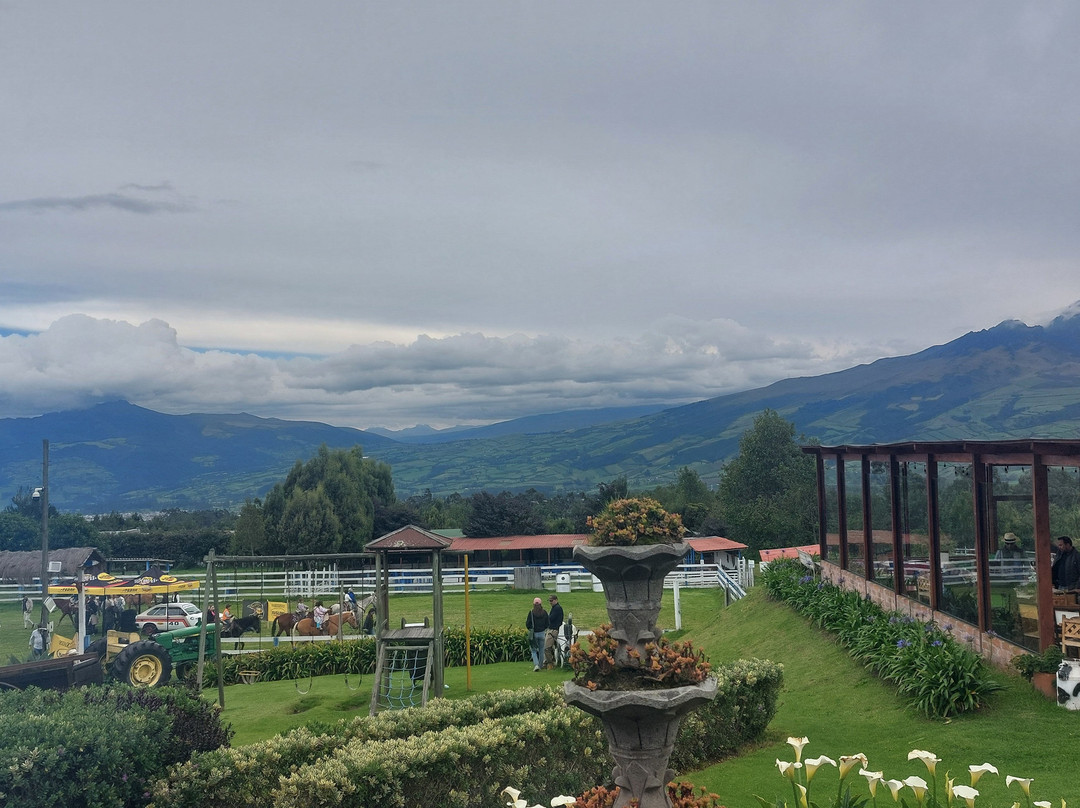雷霍庄园酒店主图