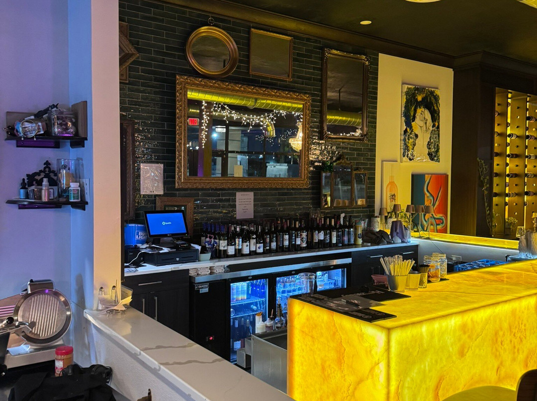 Madeline's Wine Bar
