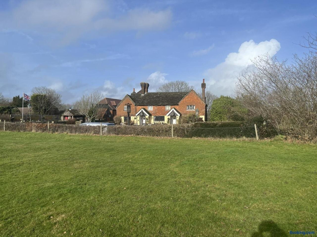 The Punchbowl Inn Okewood Hill