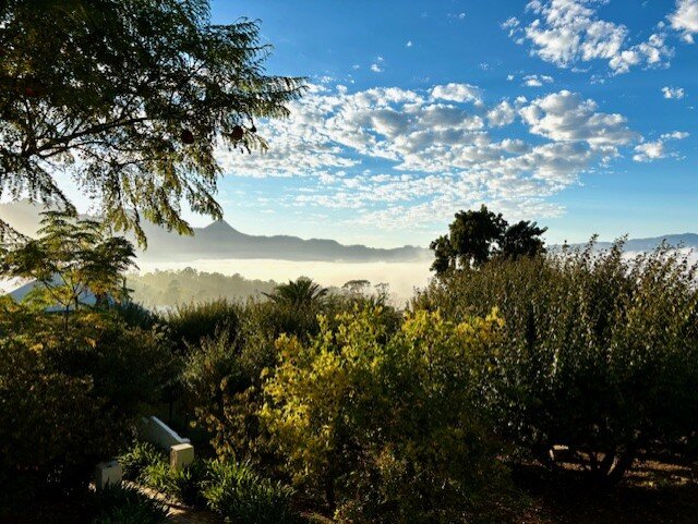 德莫伦宾馆-官方