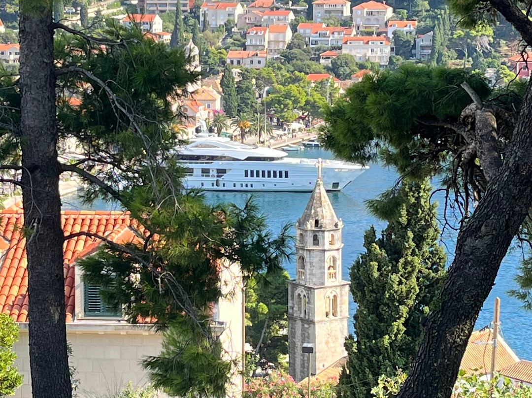 Cavtat Cemetery-察夫塔特必去景点