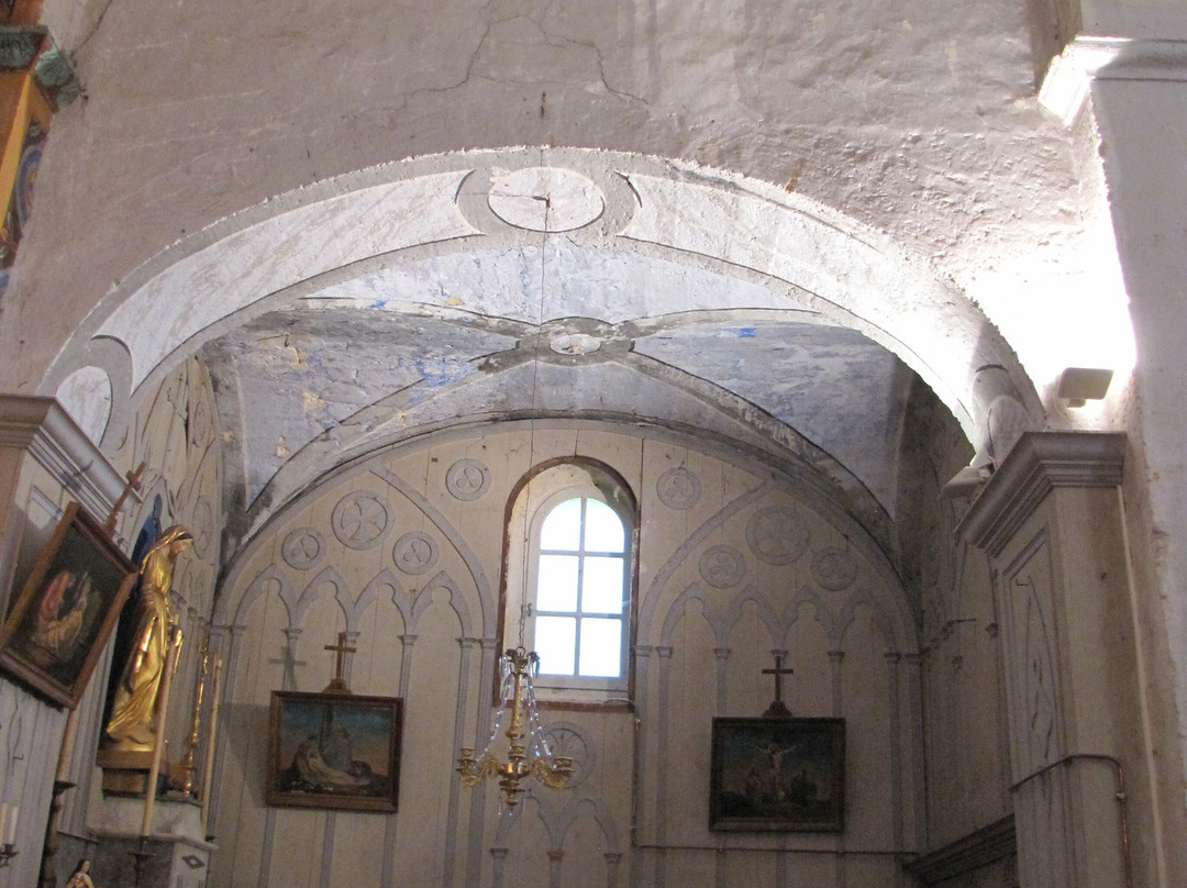 Eglise de Vic-Sainte-Anastasie必去景点