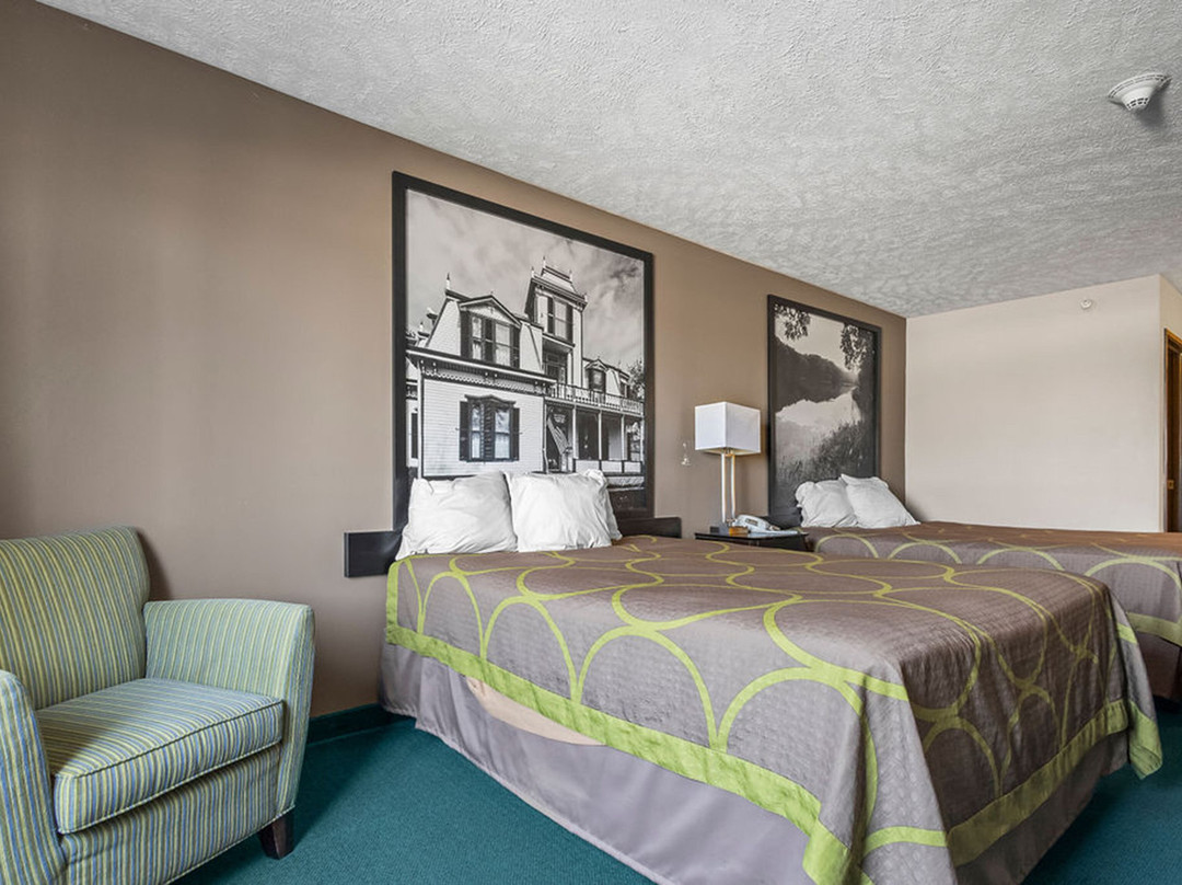 Burgundy Inn & Suites by OYO El Paso主图