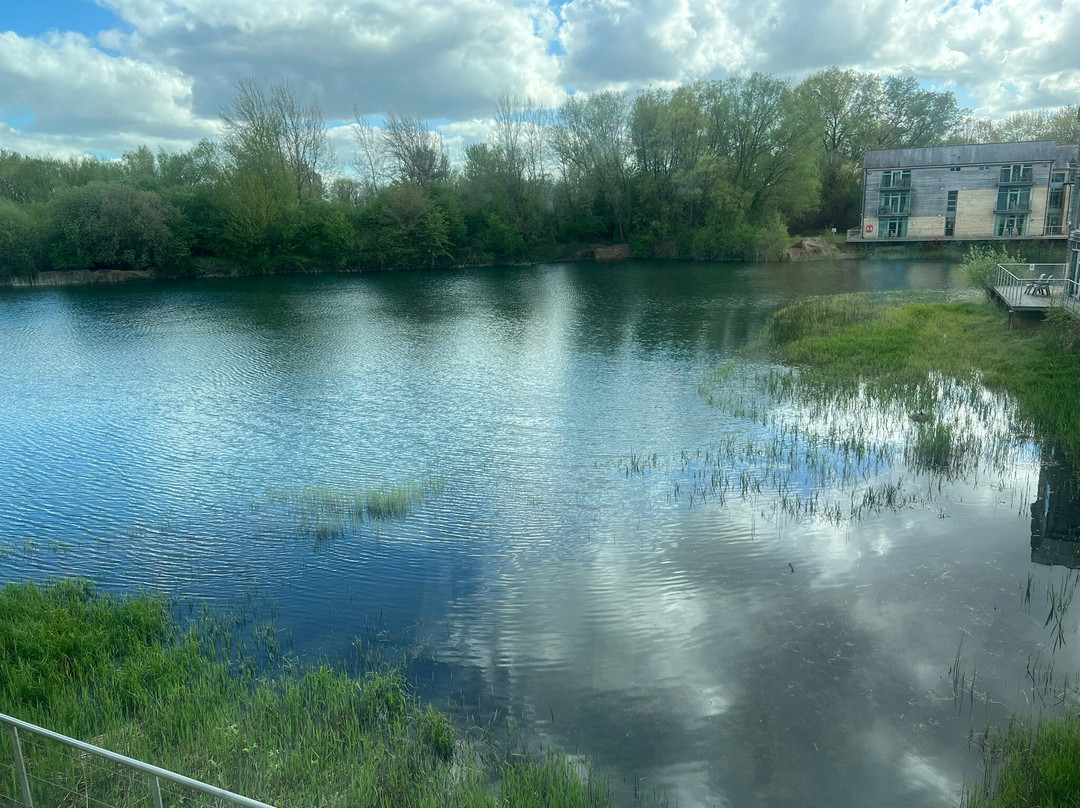 德威尔柯茨窝尔山水上乐园酒店主图