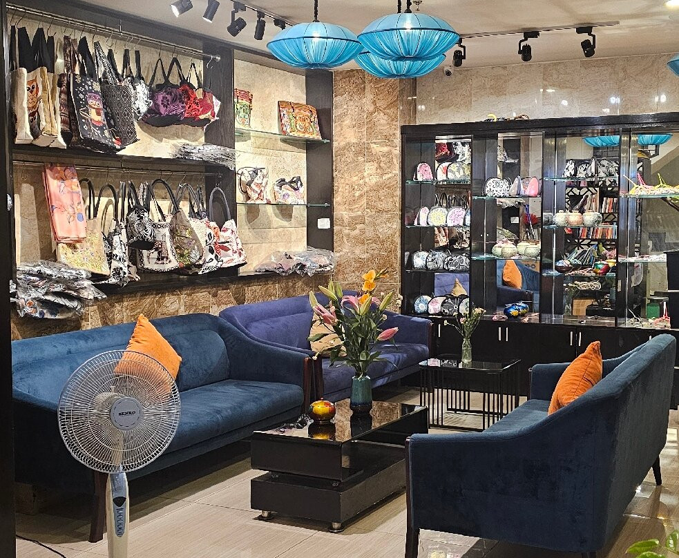 河内翡翠水滨水疗酒店主图