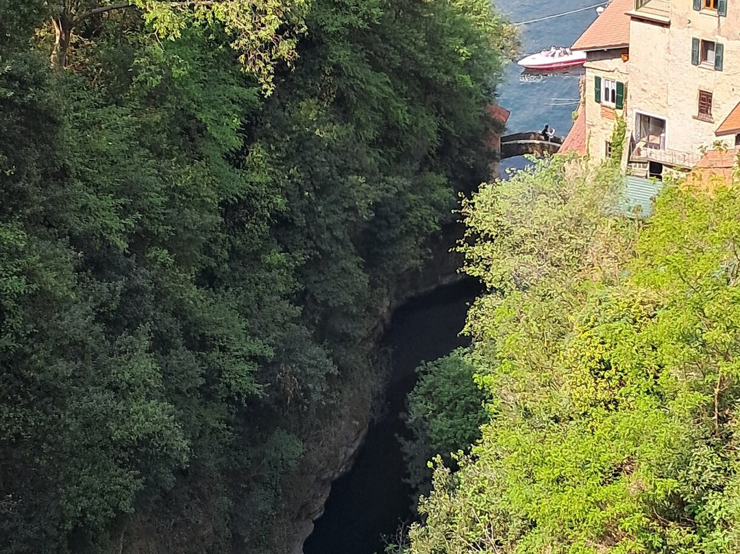 Orrido Di Nesso-Nesso必去景点