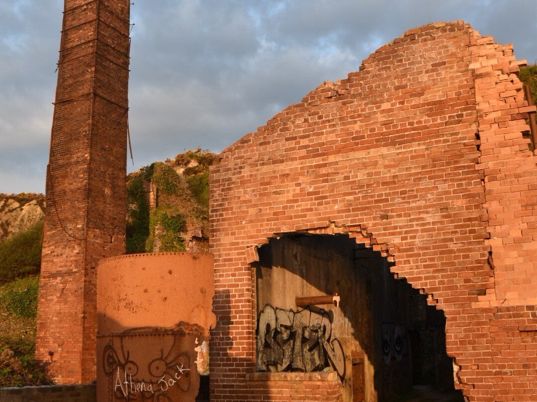 Porth Wen BrickWorks-Cemaes Bay必去景点