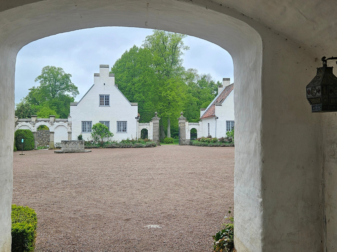 Bosjökloster Slott & Trädgårdar-Hoor必去景点