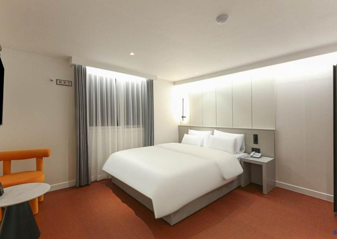 No 25 Hotel Namgumi Branch