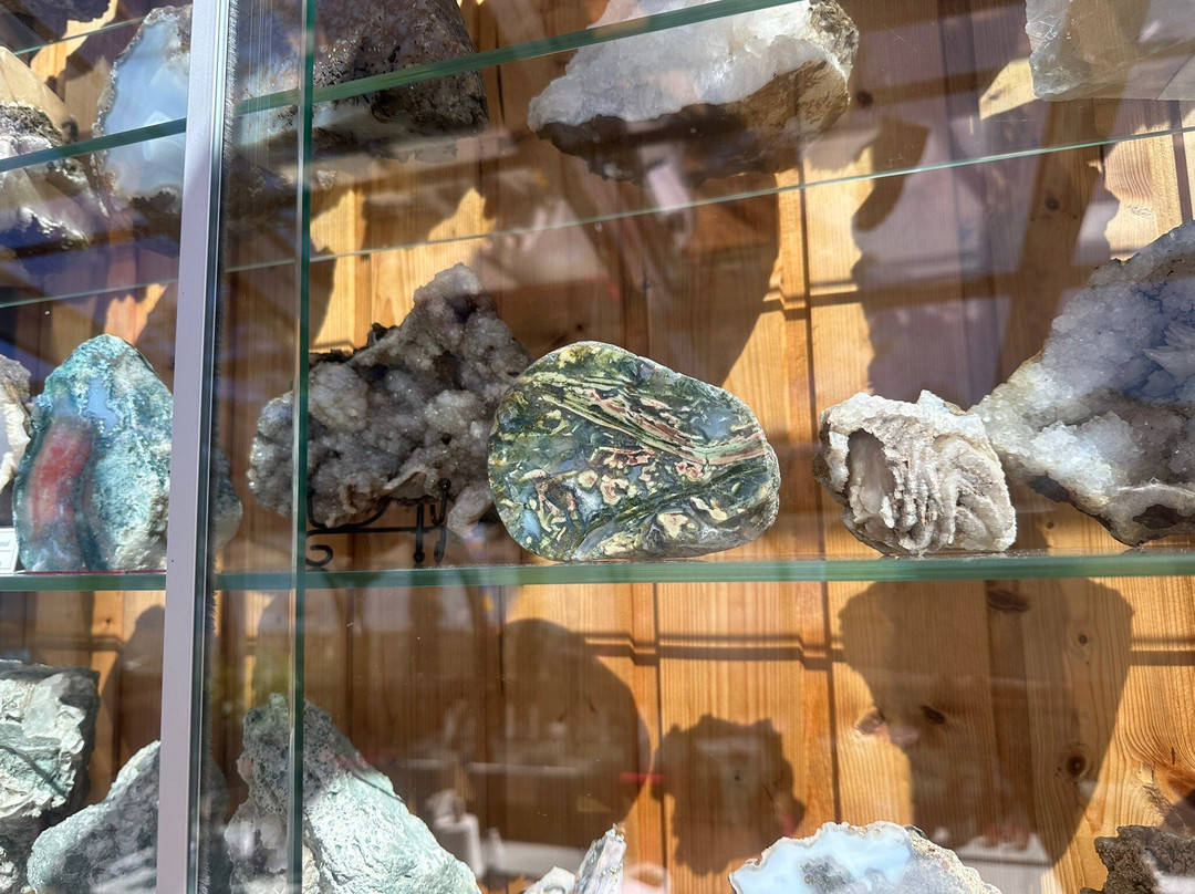 Petra´s Stone Collection-Stodvarfjordur必去景点