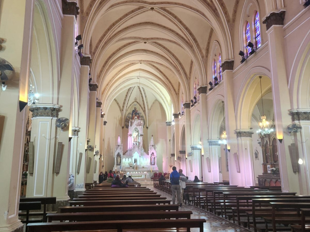 Iglesia Nuestra Señora Del Carmen-Lobos必去景点