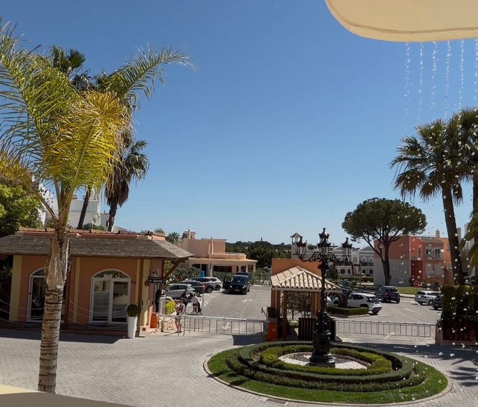 Spacious 4 Bedroom Villa, Private Pool, Free Air Conditioning and Wifi主图