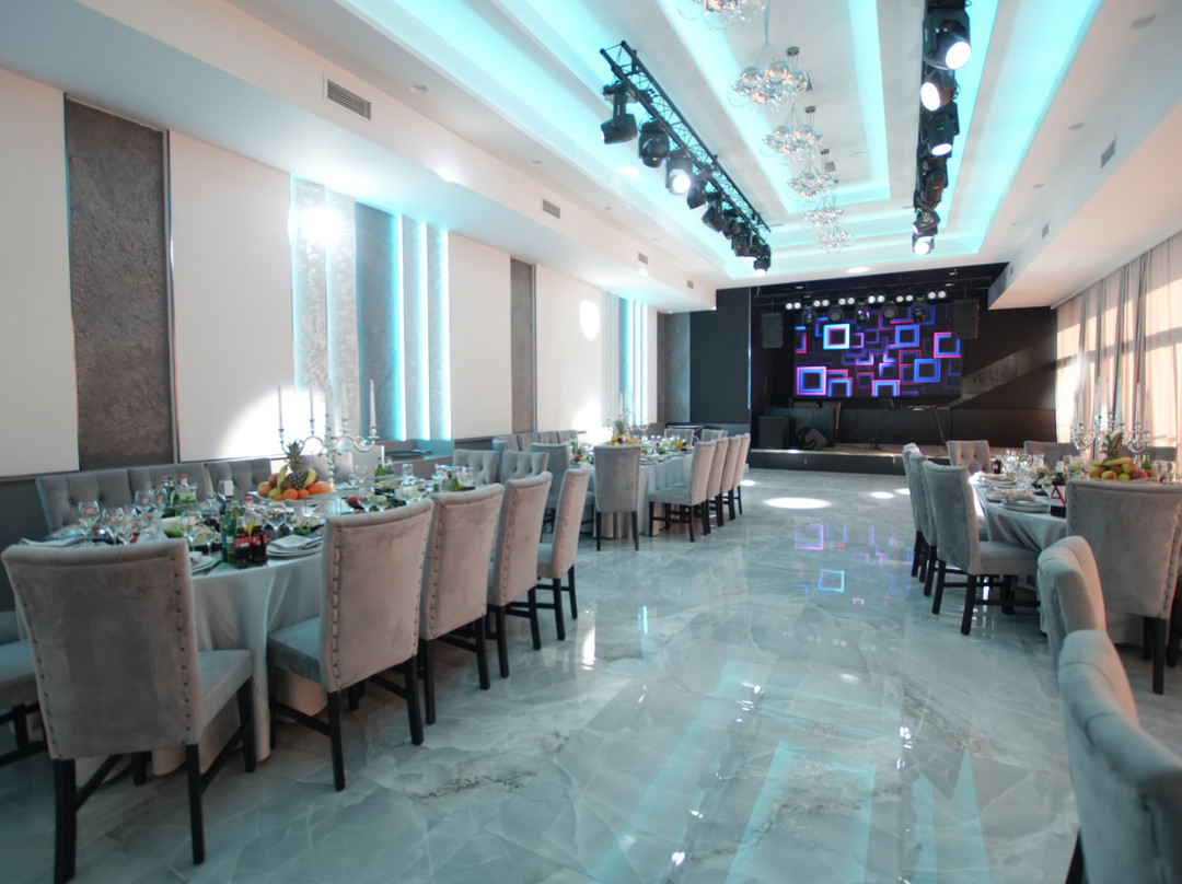 Lianna Garden Hall