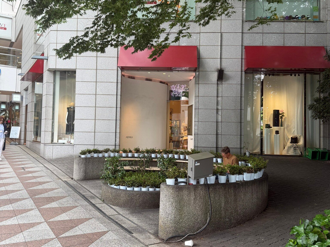 Hiroo Plaza-Hiroo必去景点