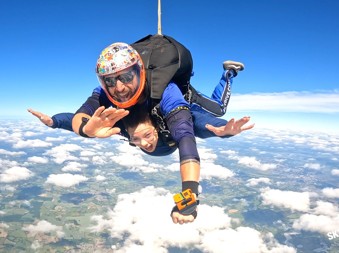 GoSkydive-索尔兹伯里必去景点